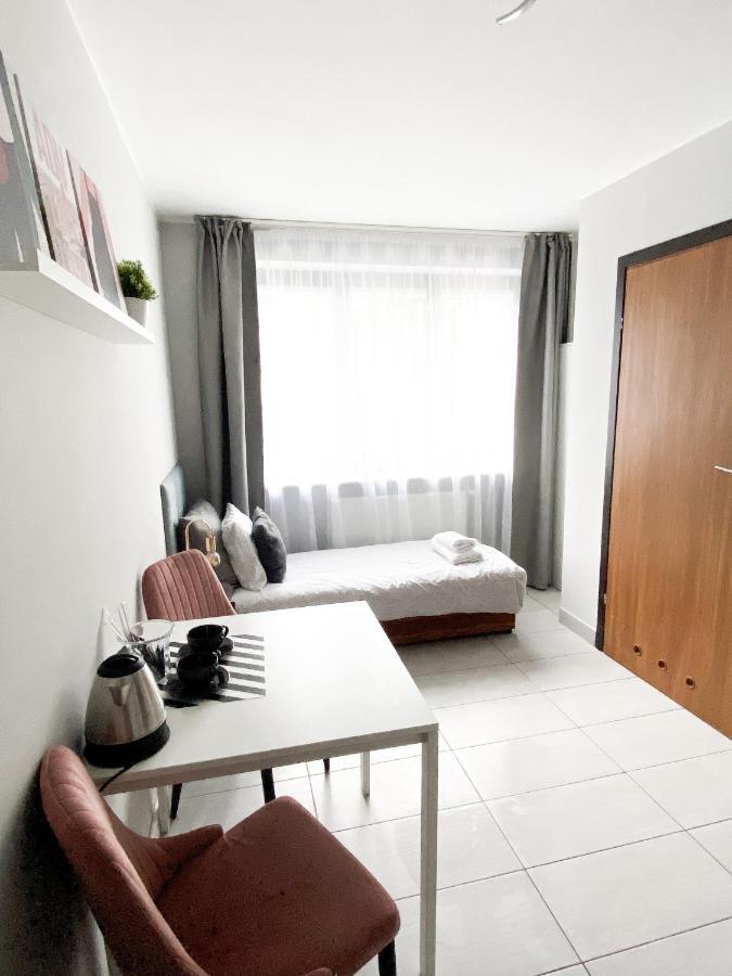 Pokoje Goscinne Przy Molo Gdynia Bagian luar foto